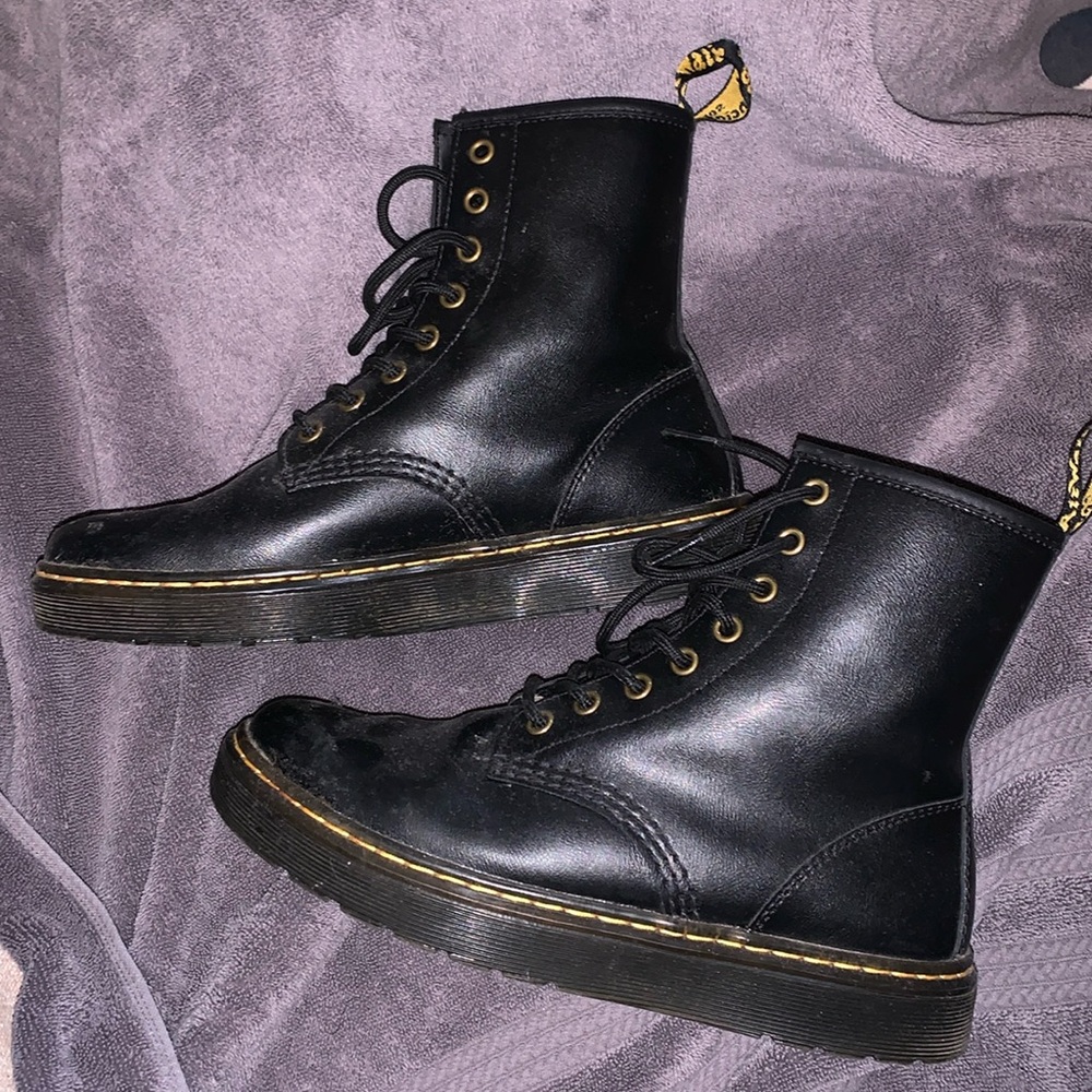 DR. Martens 🖤